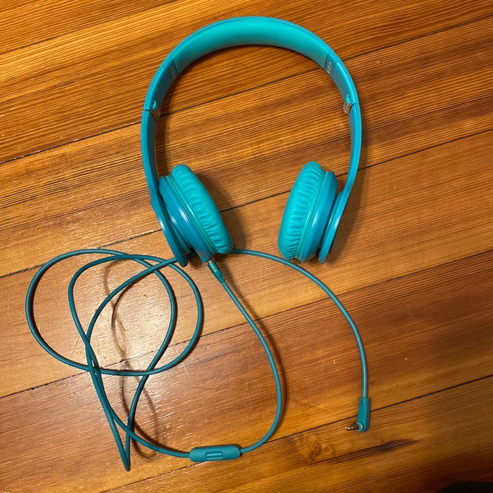Beats Solo Beats by Dre (with wire)